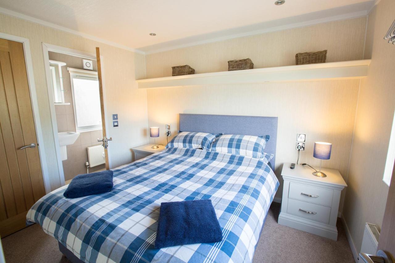 Sauchope Links Holiday Lodge And Glamping Park كرايل المظهر الخارجي الصورة